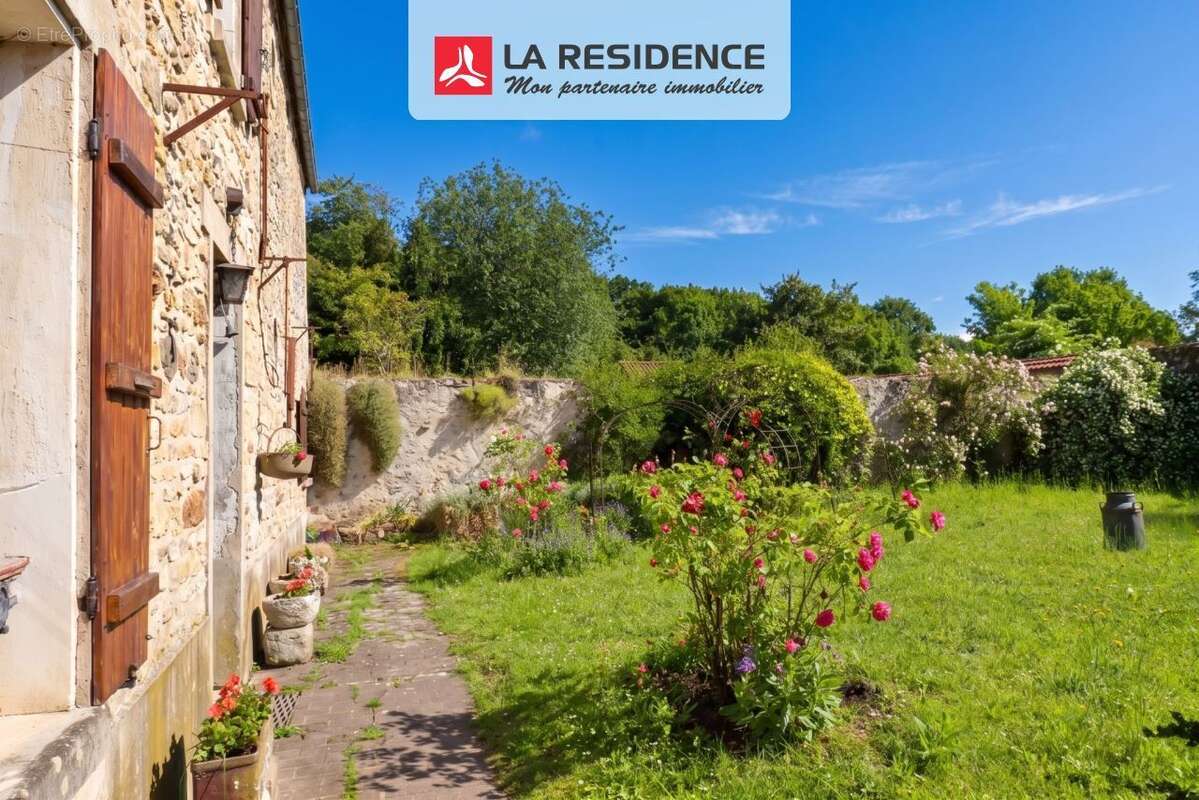 Maison à SERANS