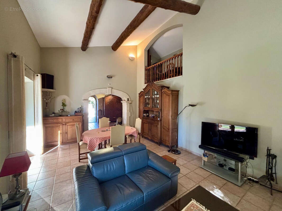Maison à GRIGNAN