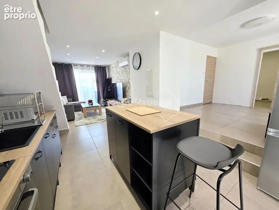 Grande maison familiale T7 en semi plain-pied,  Fort potentiel , Miramas - photo 2