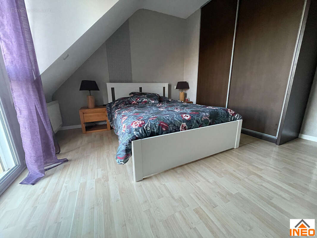 Maison à SAINT-GONDRAN