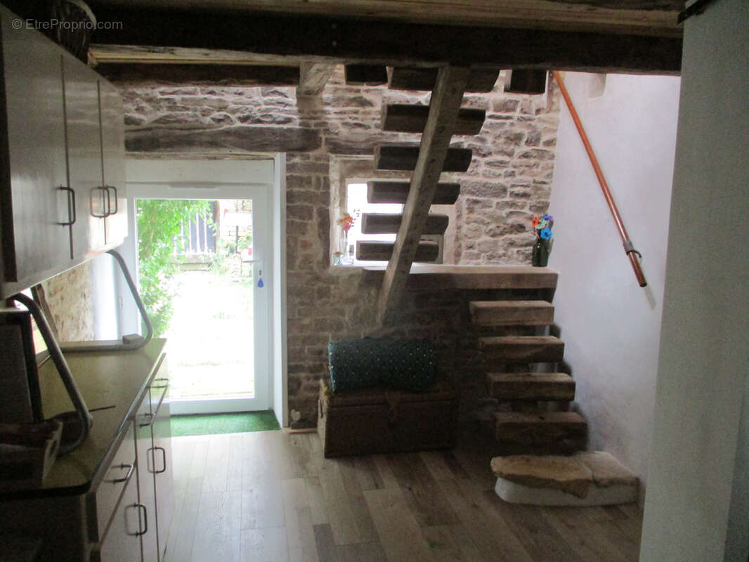 Maison à ROM