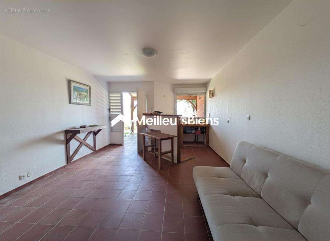 Appartement à LE MOULE