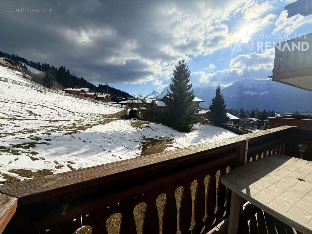 vue Sud Sur Aravis et pistes Figaro - Appartement à CLUSES