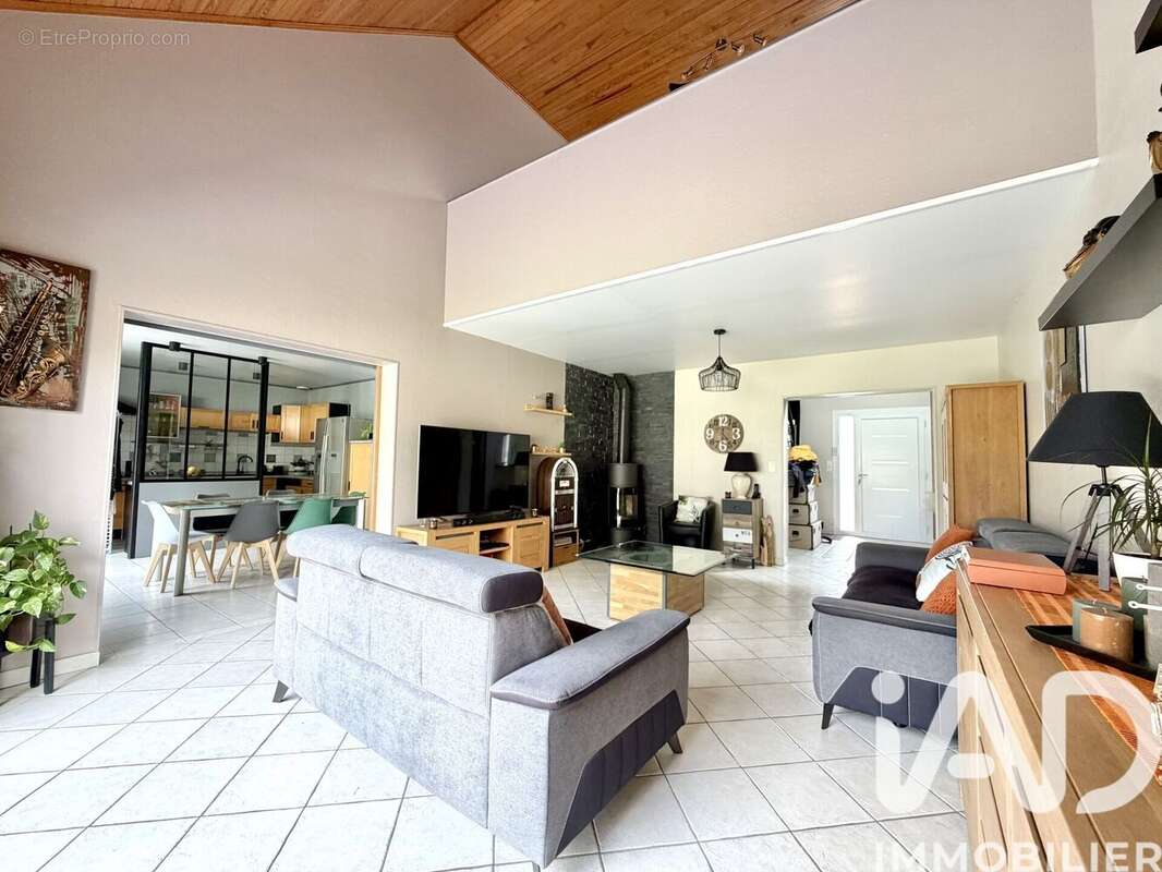 Photo 4 - Maison à SAUTRON