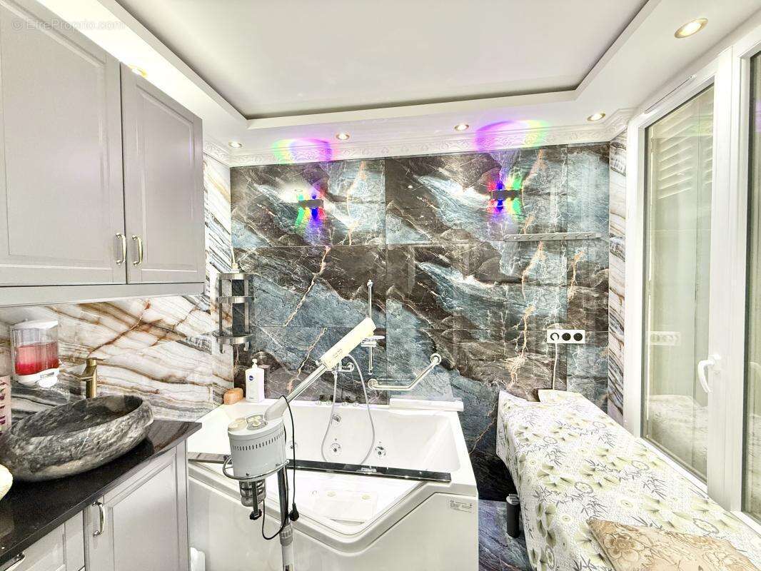 Commerce à MALAKOFF