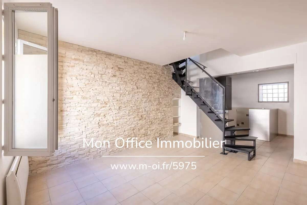 Appartement à ROUSSET