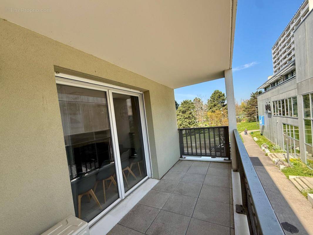 Appartement à RILLIEUX-LA-PAPE