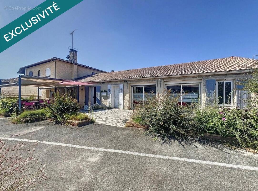 Photo 1 - Commerce à LE PORGE