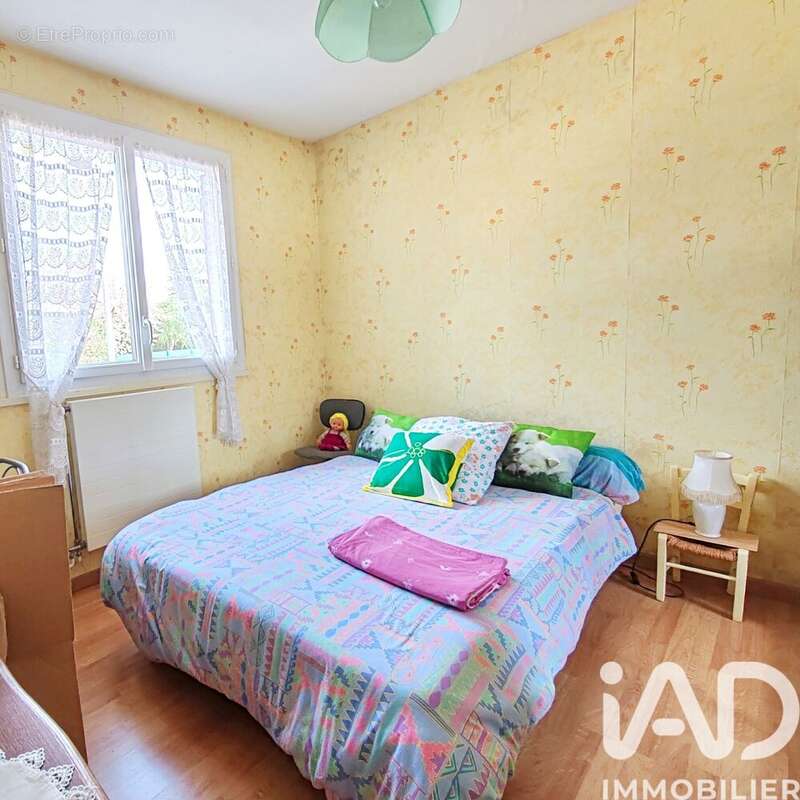 Photo 7 - Maison à LA CHAPELLE-SAINT-MESMIN