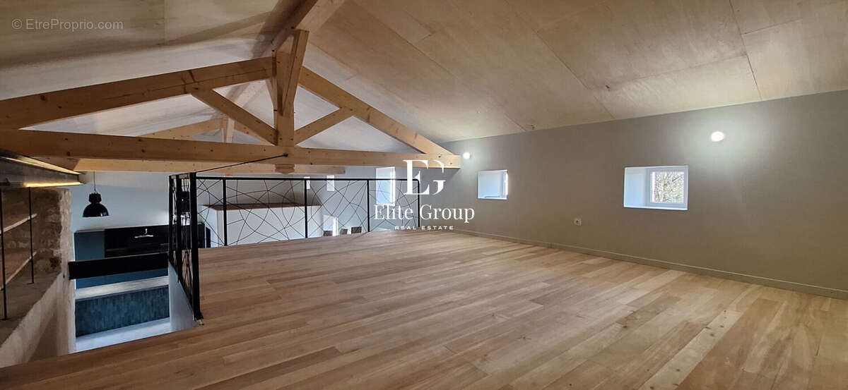 Maison à BARBEZIEUX-SAINT-HILAIRE