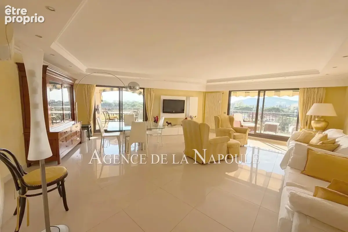 Appartement 4 pièces 105 m² à vendre à Mandelieu-La-Napoule (06210) - photo 1