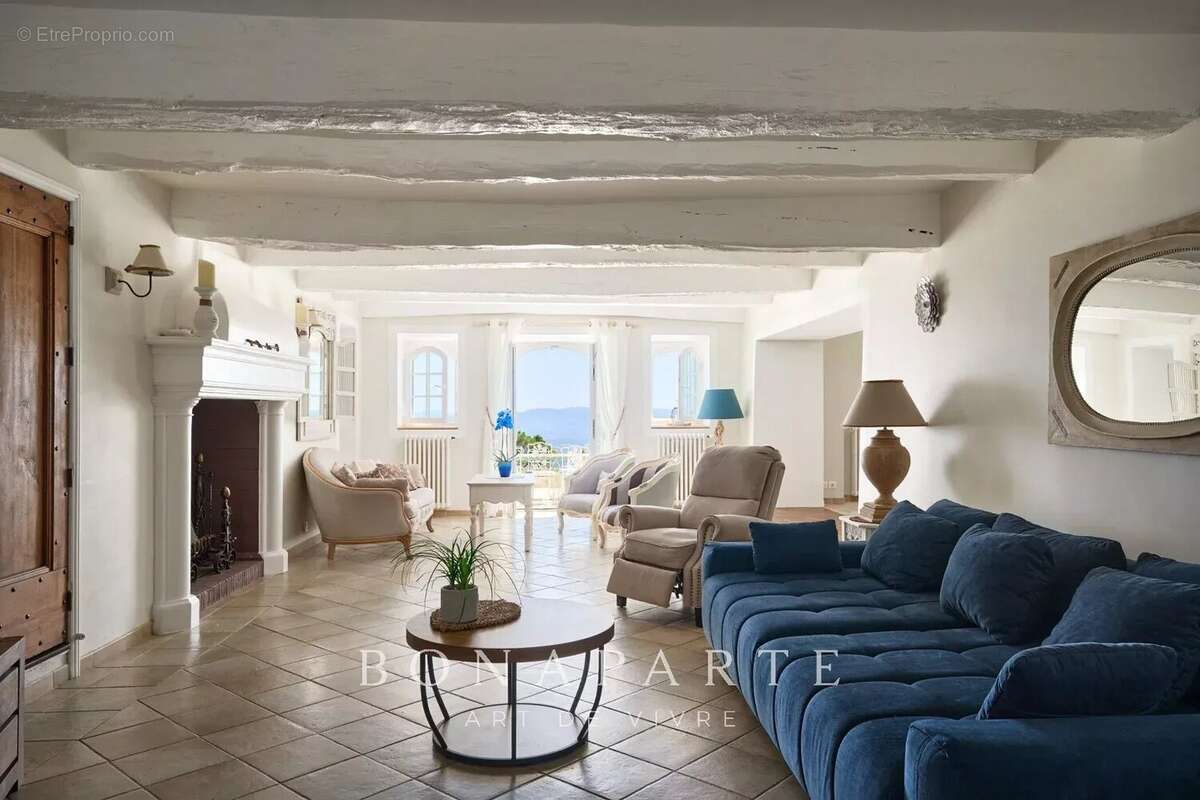 Maison à GRASSE