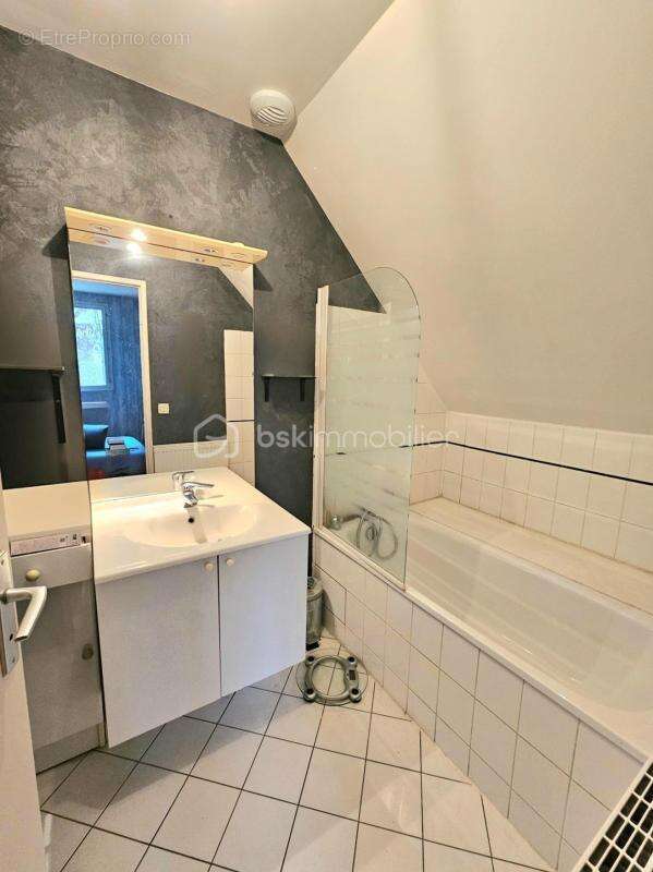 Maison à LES PAVILLONS-SOUS-BOIS