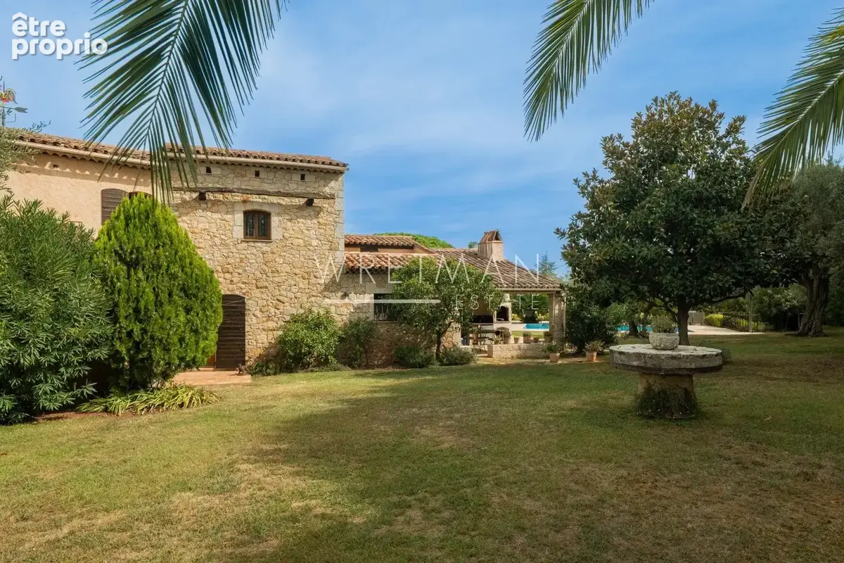 Superbe villa provençale au sein d’un domaine privé et sécurisé - photo 4