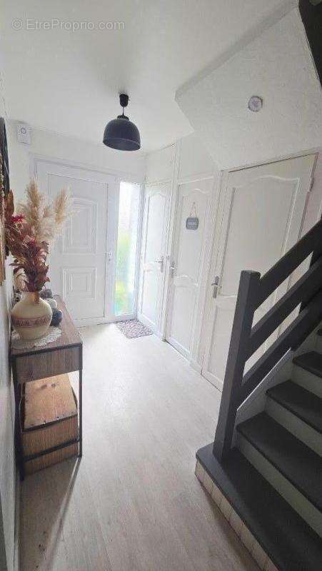 Maison 4 pièces / 83 m² / 198 000 EUR / BEAURAINS - photo 7