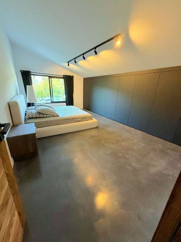 Superbe maison de caractère neuve à 20 minutes d'Uzès Vue panoramique, piscine et cadre de vie exceptionnel ! - photo 9