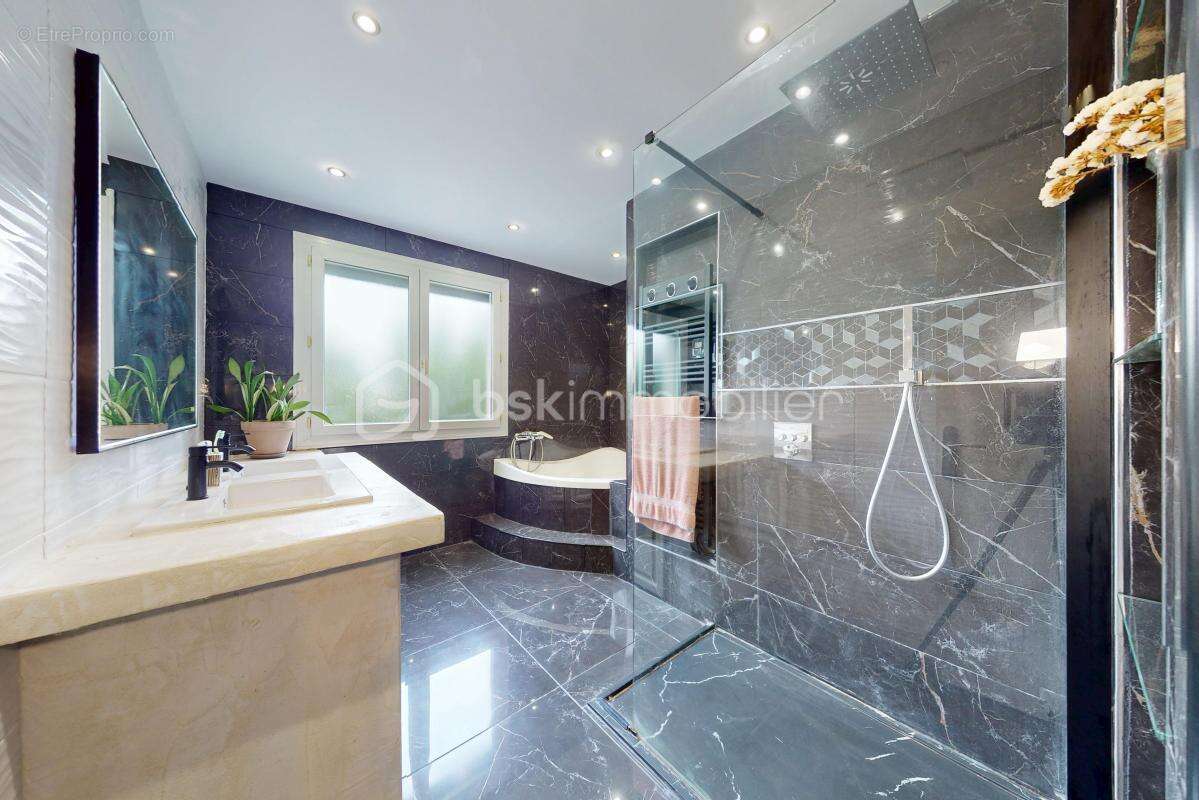 Maison à QUINT-FONSEGRIVES