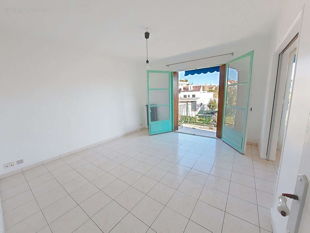 Appartement à MARSEILLE-12E