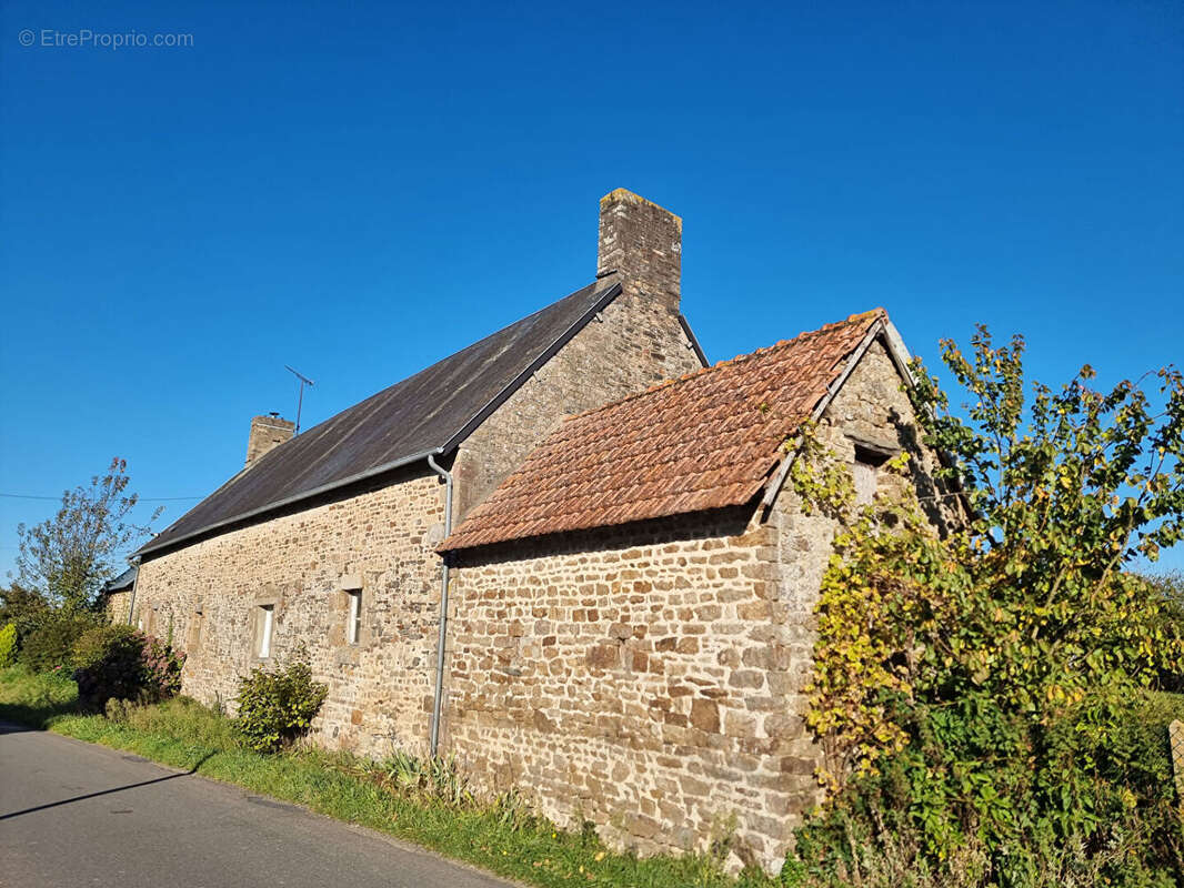 Maison à DUCEY