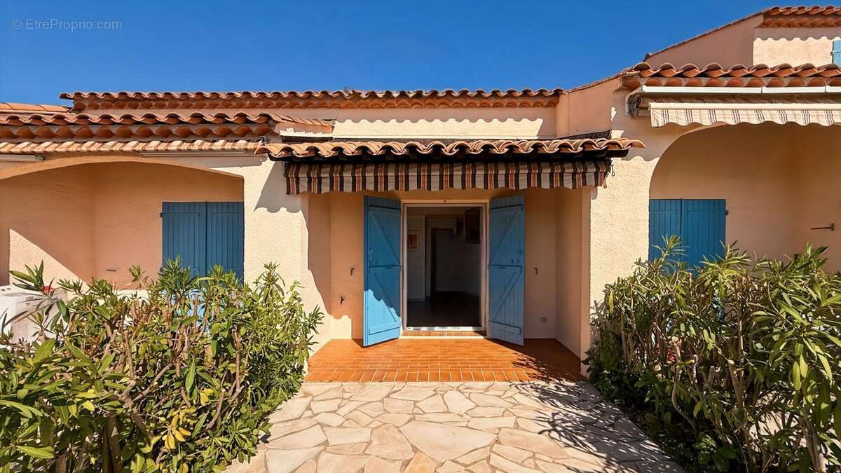 Appartement à SAINT-RAPHAEL