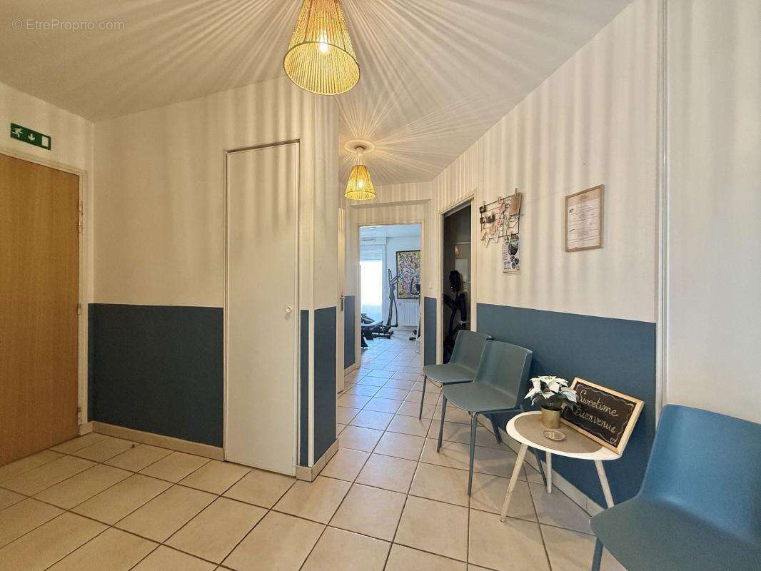 Dijon Bourroches – T4 en rez-de-jardin avec double potentiel : cabinet professionnel ou habitation - photo 18