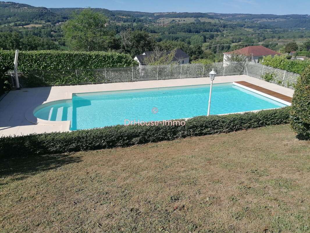 Maison à SAINT-CERE