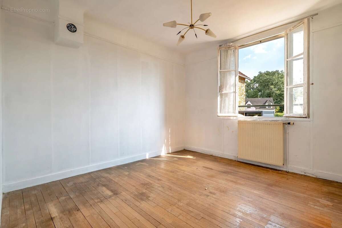 Dammarie-lès-lys – château soubiron – maison 105 m² à rénover – terrain 587 m² - photo 16