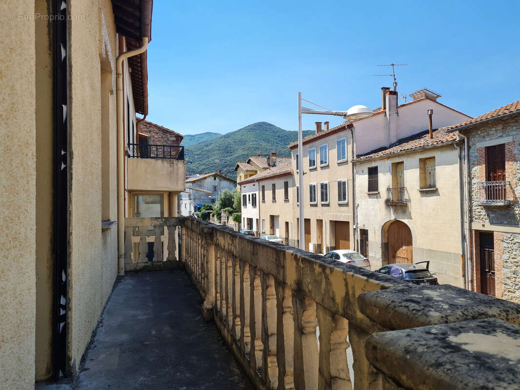 A vendre maison de ville avec jardin à 5mn du cœur de Céret. - photo 4