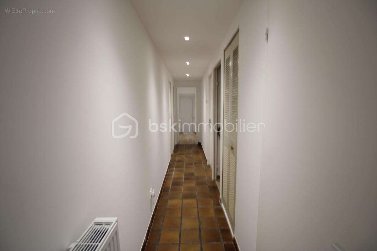 Maison à LE CHATELET-EN-BRIE