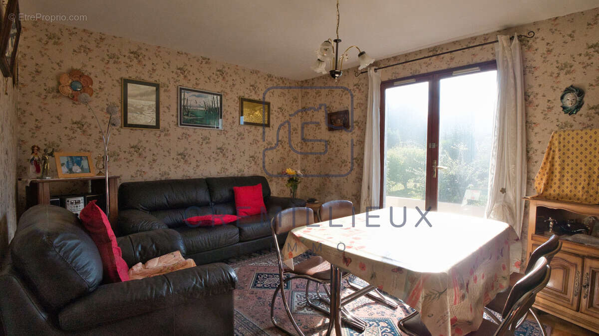 Maison à GUILHERAND-GRANGES