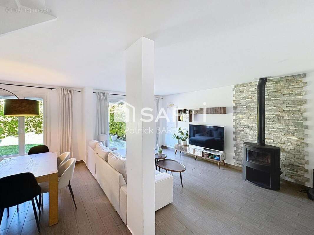 Photo 3 - Maison à CERGY