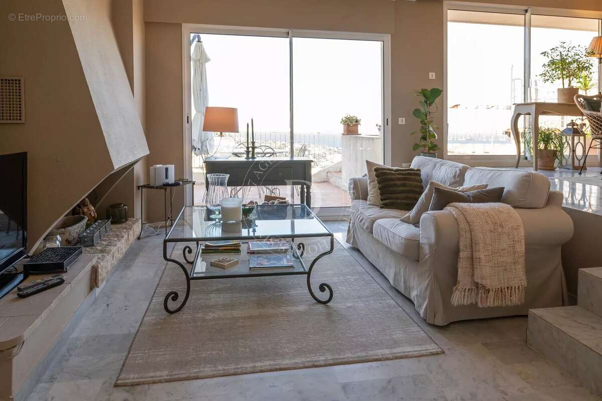 Appartement à VILLEFRANCHE-SUR-MER