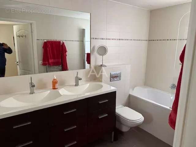 Appartement à VILLENEUVE-LOUBET