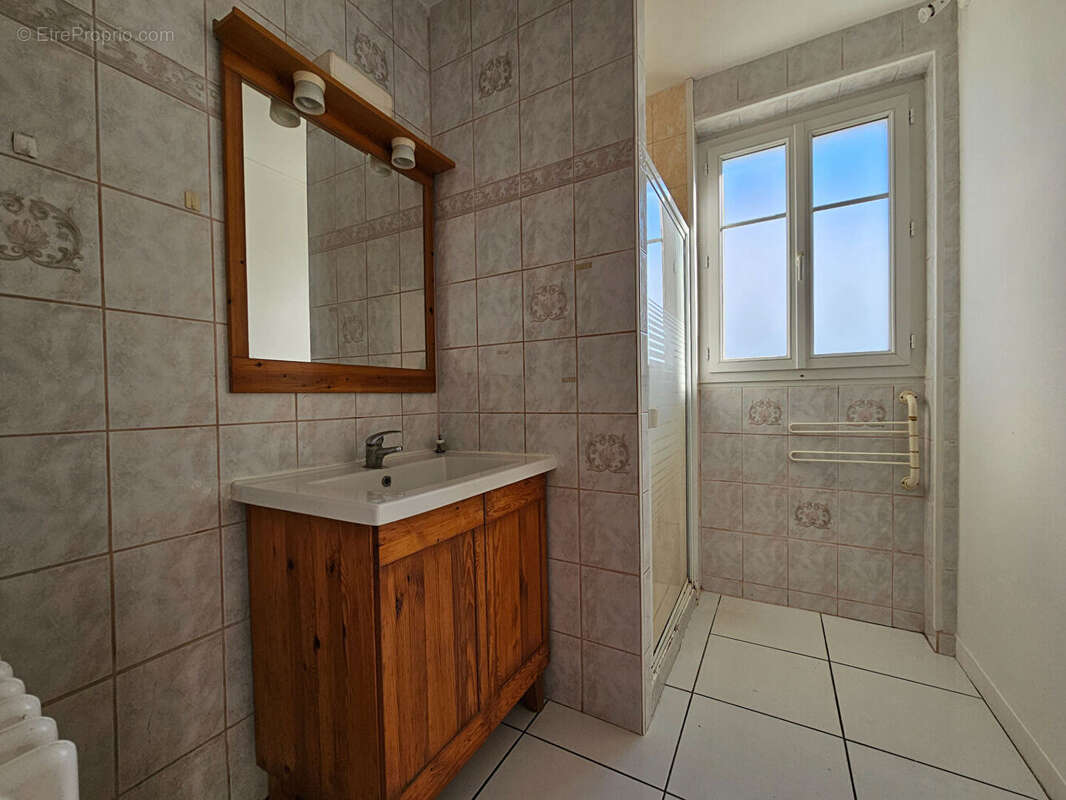 Maison à VOEUIL-ET-GIGET