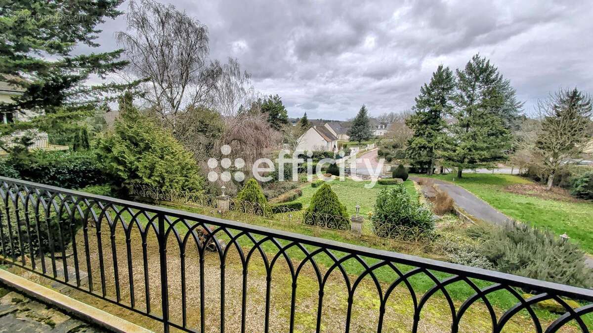 Maison à ROCHECORBON