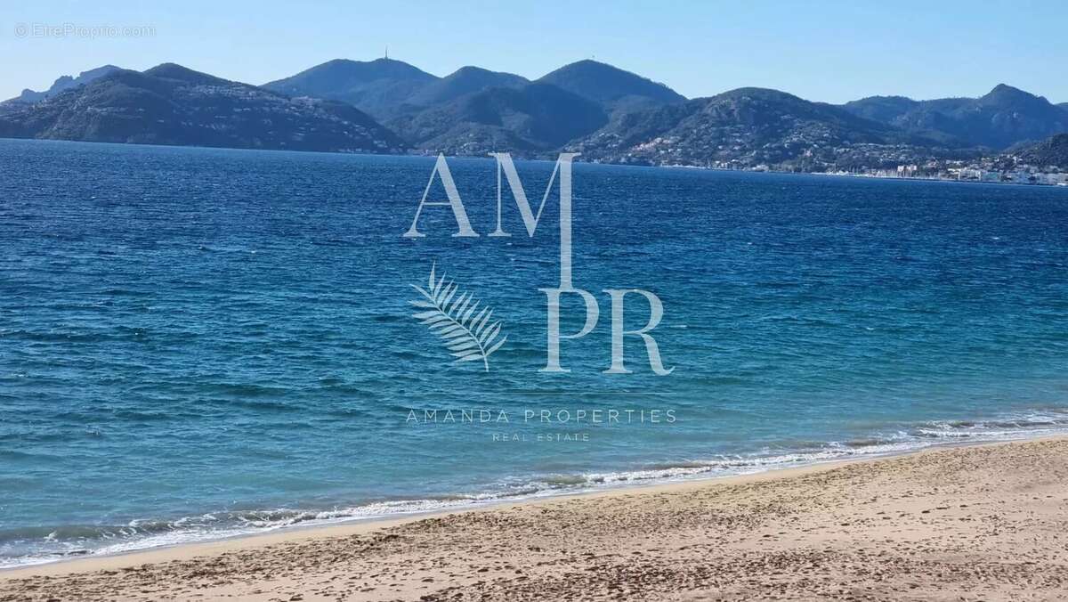 Appartement à CANNES