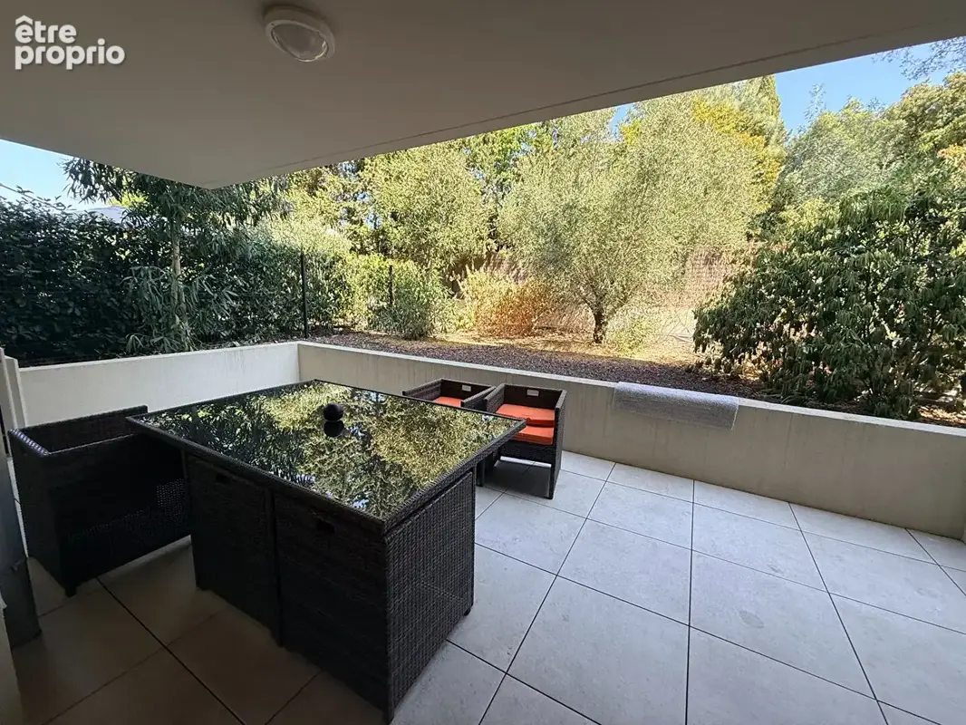 Appartement  récent  Saint Raphael 2 pièce(s) 53 m2 - photo 2