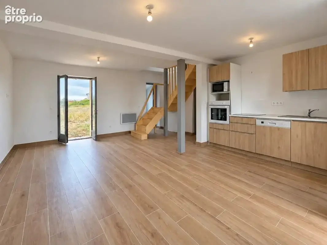 Maison rénovée 3 chambres Deneuille-lès-Chantelle - photo 3