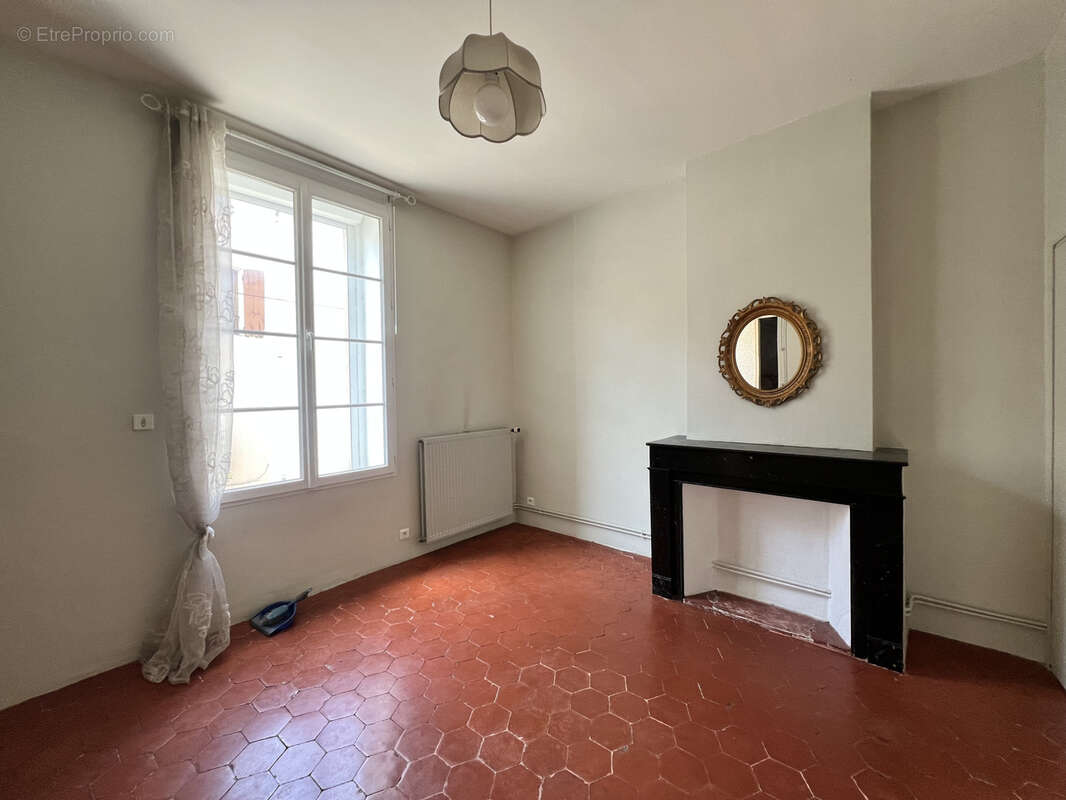 Maison à CRUZY