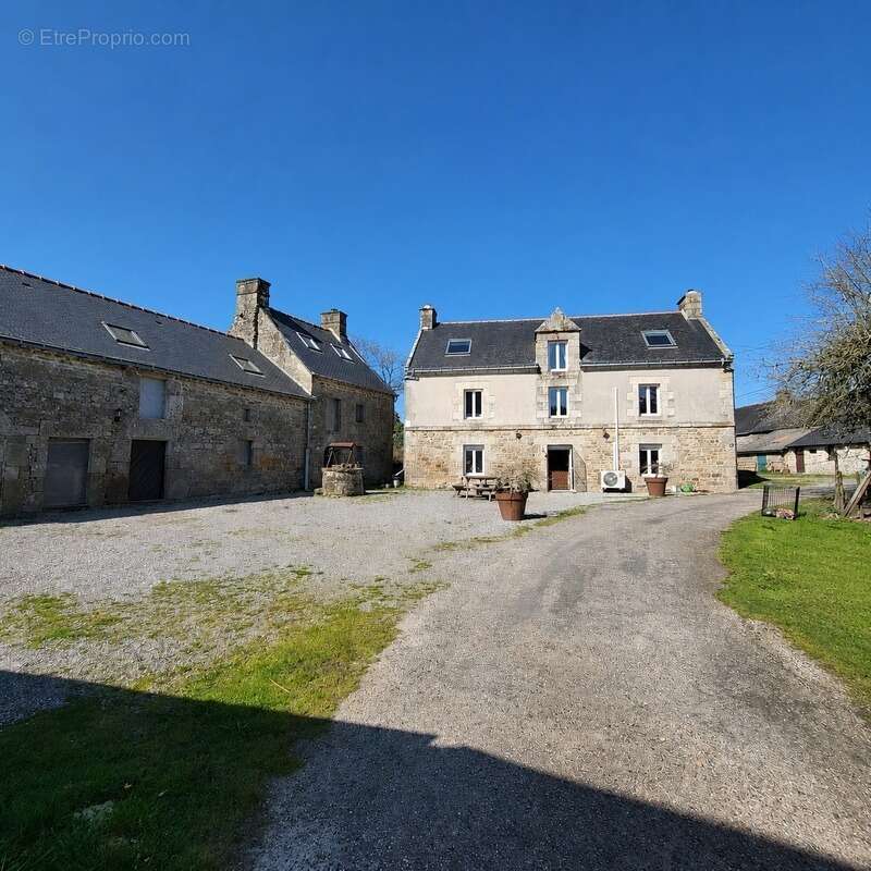 Maison à GUERN