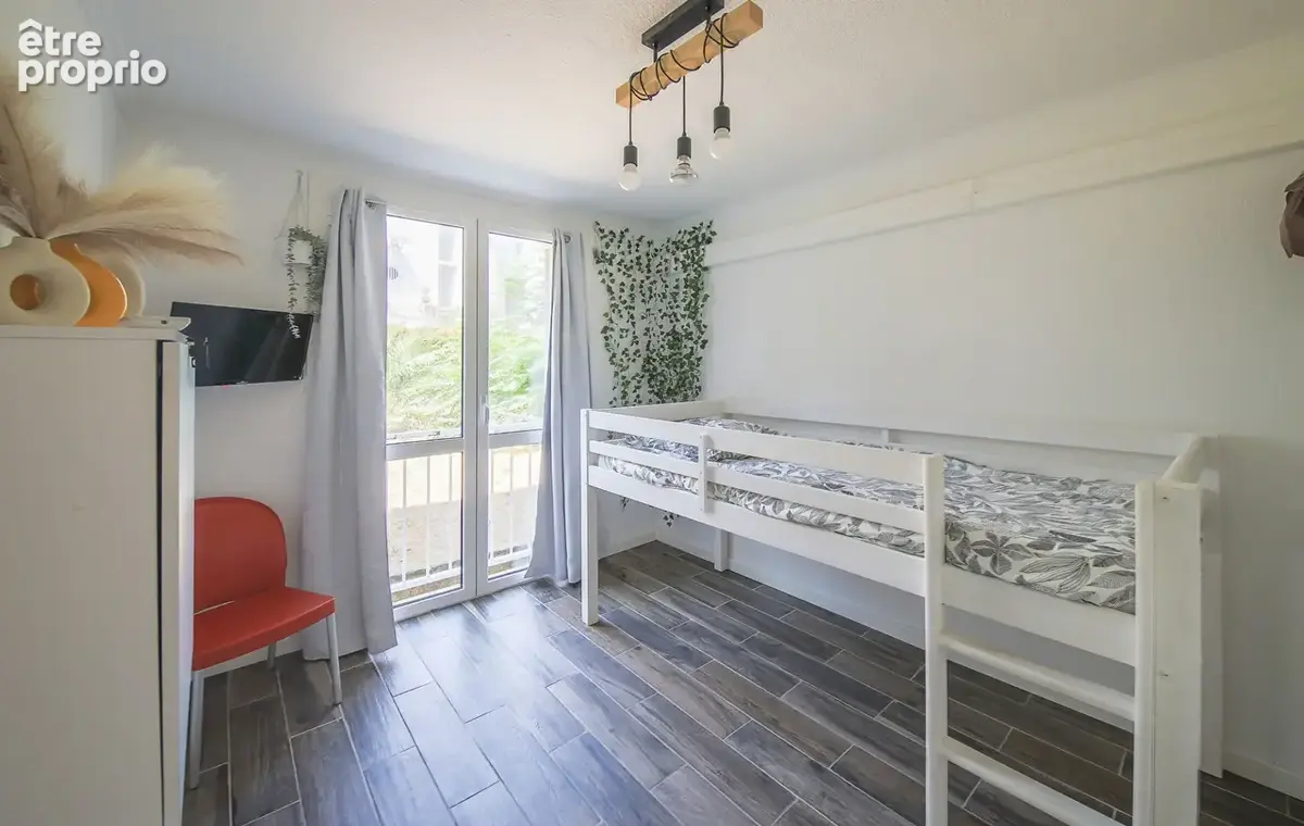 Sud de bastia - t4 - 68m² - parking - cave - photo 6