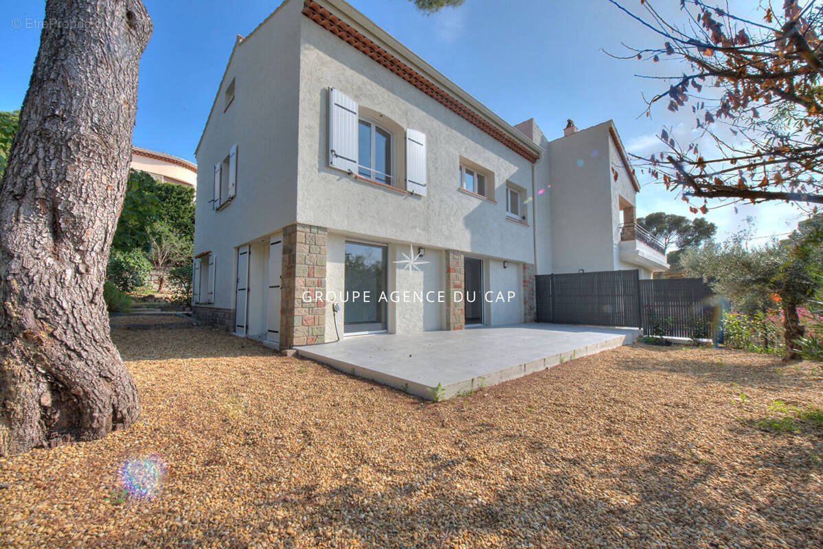 Appartement à SAINT-RAPHAEL