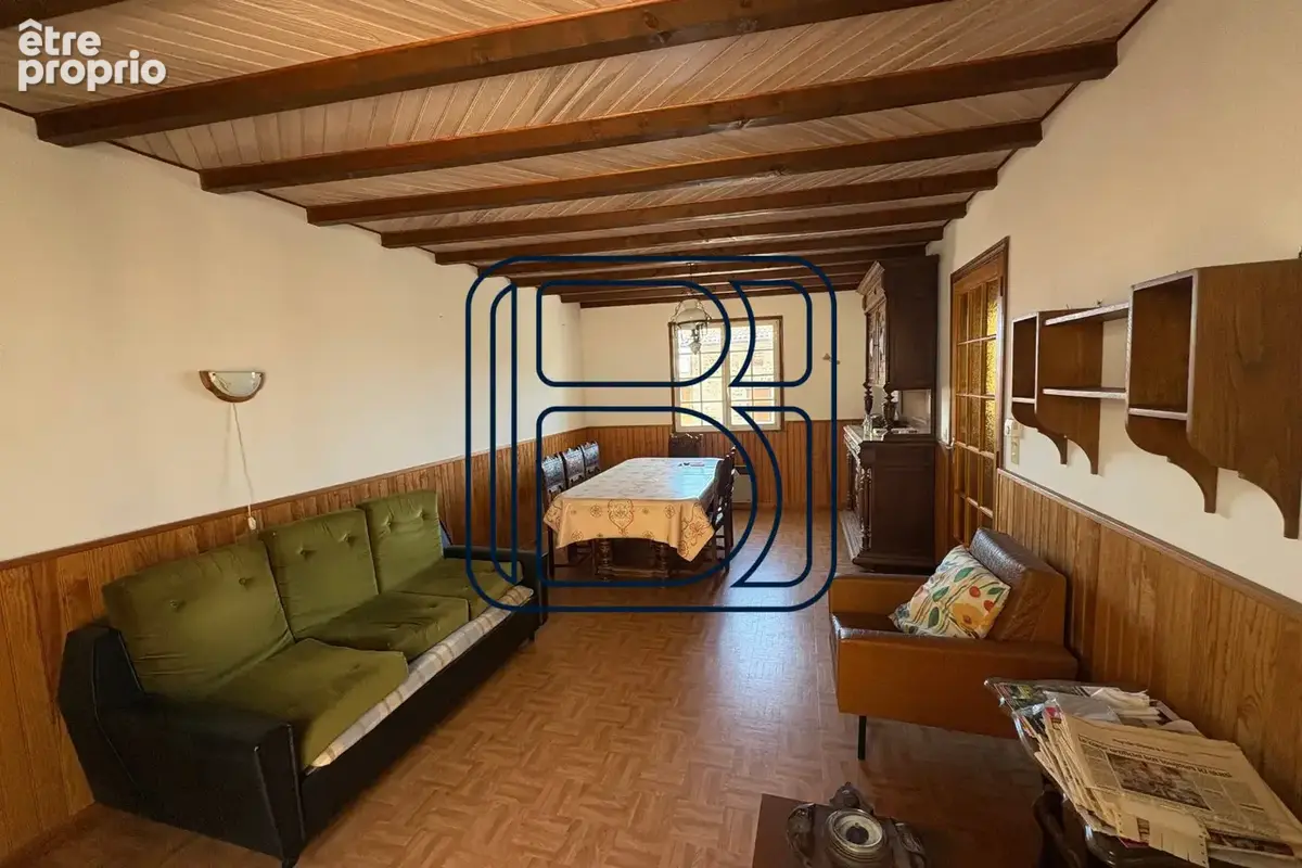 Maison 5 pièces 59 m² à vendre à Saint-Pierre-La-Bourlhonne (63480) - photo 3