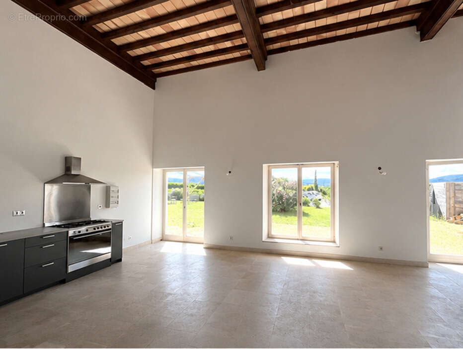 Maison 245 m² à Montelimar  - photo 9