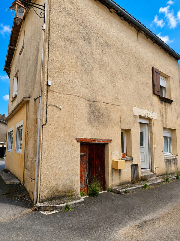 Maison à MIREBEAU