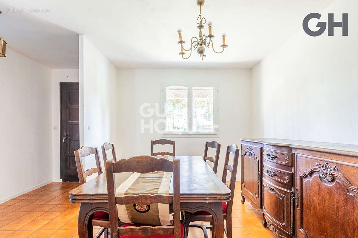 Maison à SOISY-SUR-SEINE