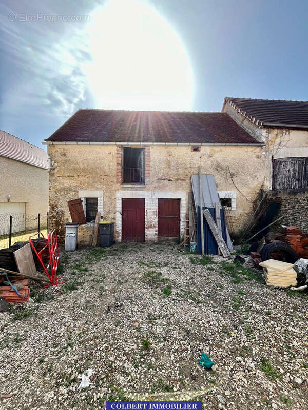 Maison ancienne avec dépendances   Idéale première acquisition ou investissement locatif - photo 9