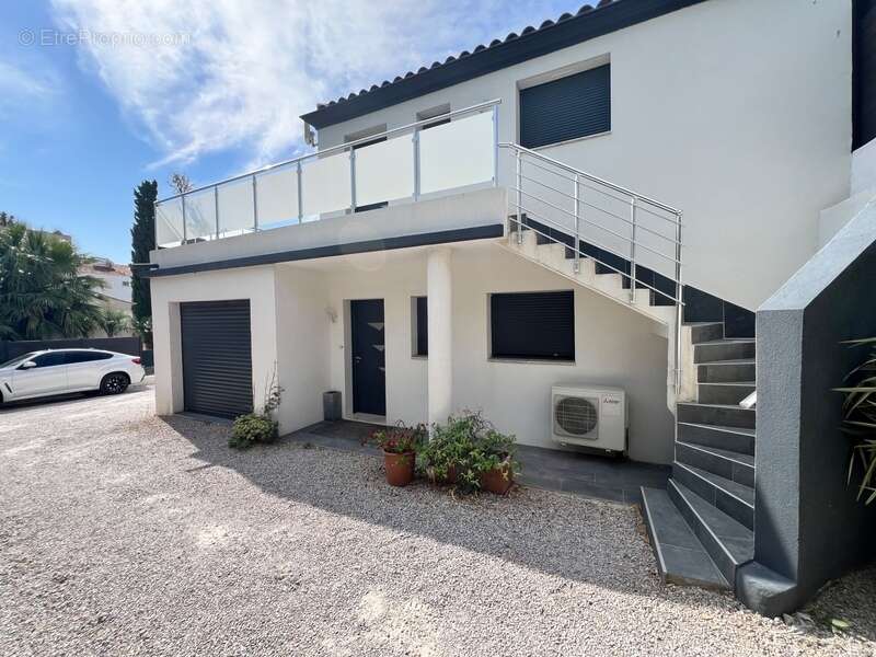 Appartement à FREJUS