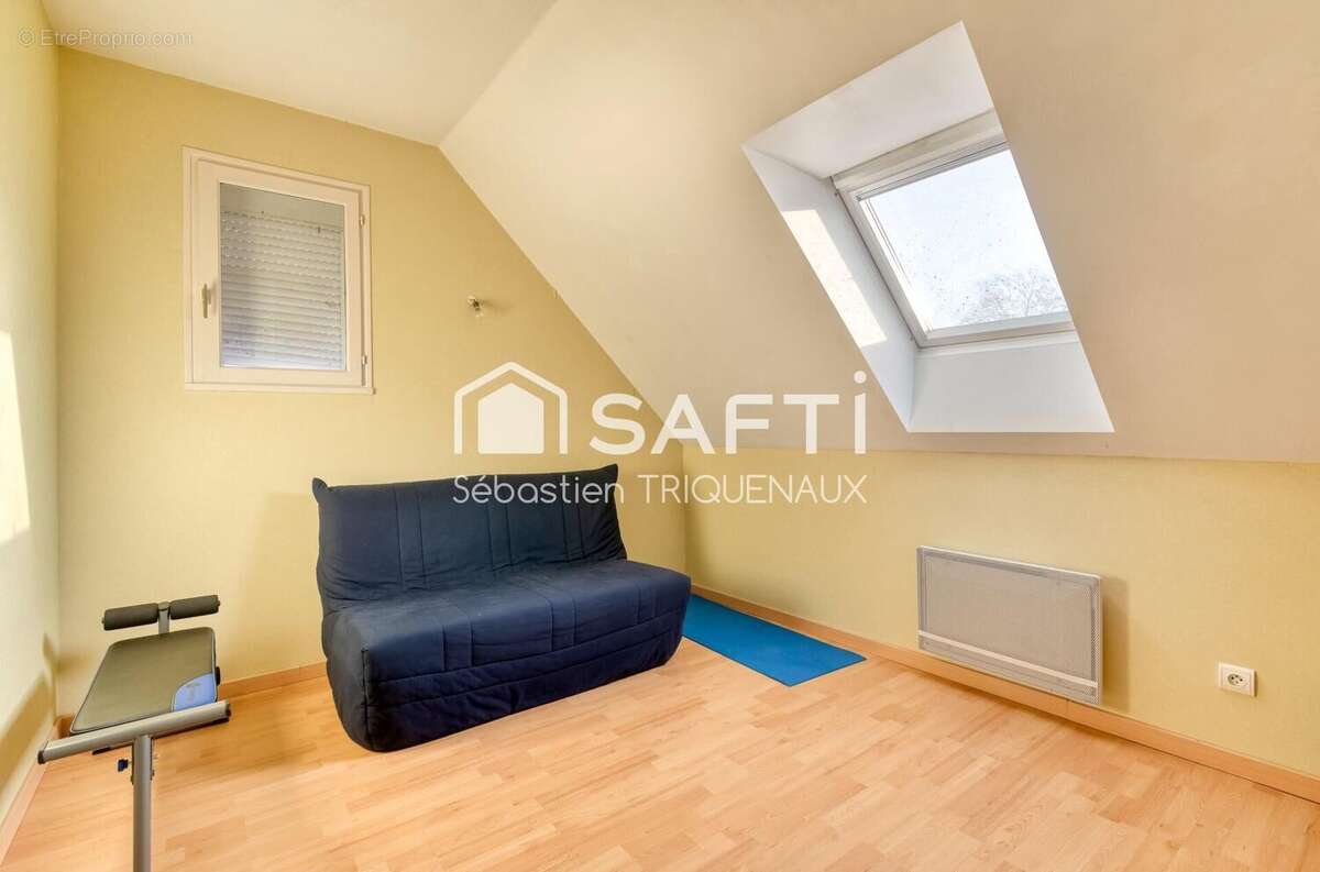 Photo 9 - Maison à MONTREUIL-JUIGNE