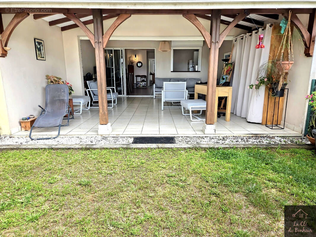 Appartement à LES TROIS-ILETS